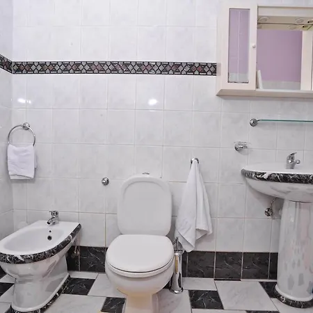 Epicenter Apartman *