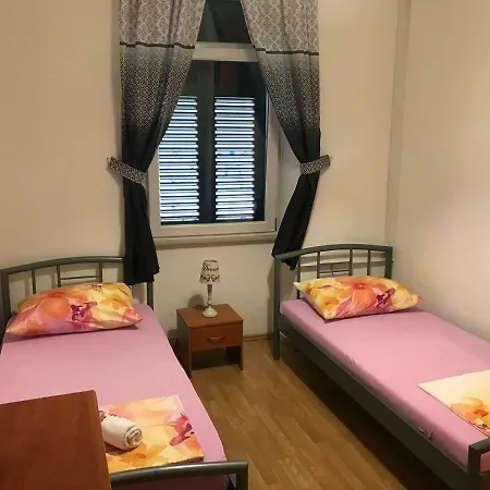 Epicenter アパート スプリト